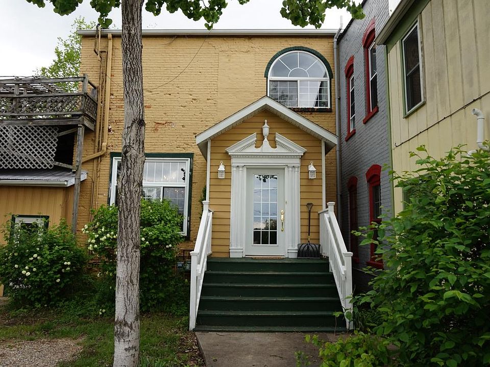 Private Entrance with 2 reserved parking spaces in a private parking lots just a few steps away.