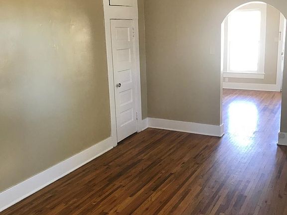 3rd image of 107 W 12th Ave APT 2
