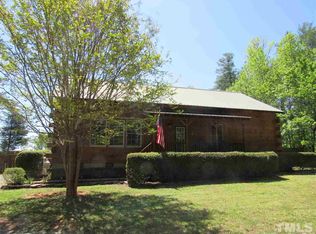 34 Carriage Ct, Pittsboro, NC 27312
