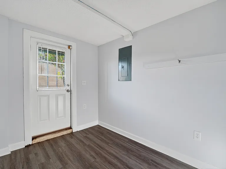210A W 49th St — Photo 11
