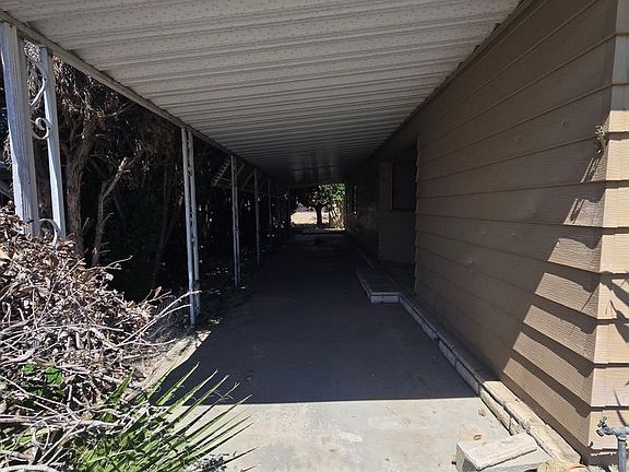 2nd image of 25313 De Waide Ave