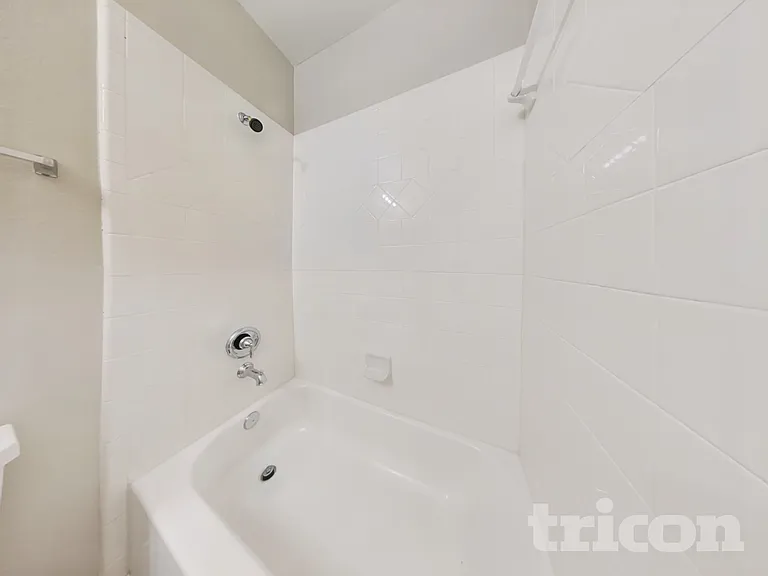 13702 Sun Bear Ct — Photo 14