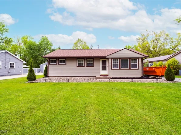 2364 Clearview Ave NW, Warren, OH 44483