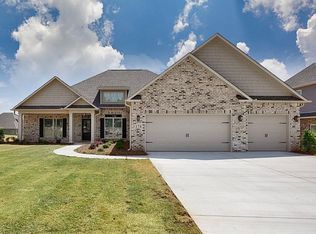 174 Somerton Dr, Huntsville, AL 35811