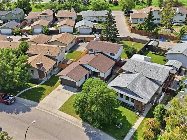 172 E Templemont Dr NE, Calgary, AB T1Y 4Z9