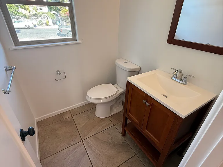 1818 Granada Ave #4 — Photo 10