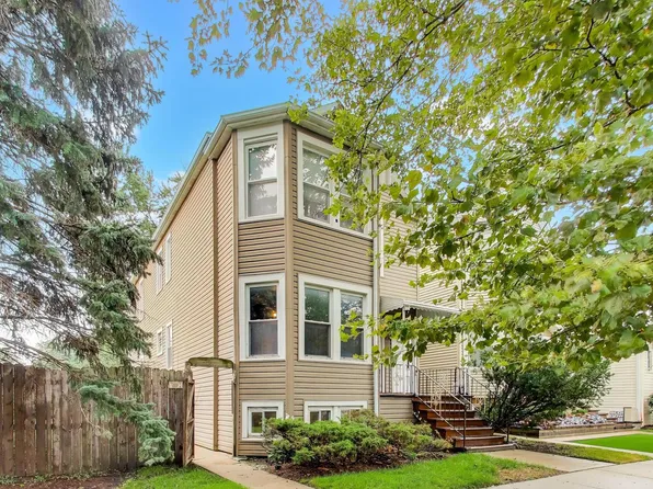 5753 W Giddings St, Chicago, IL 60630