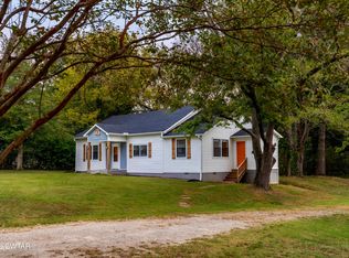 814 Browns Church Rd, Jackson, TN 38305