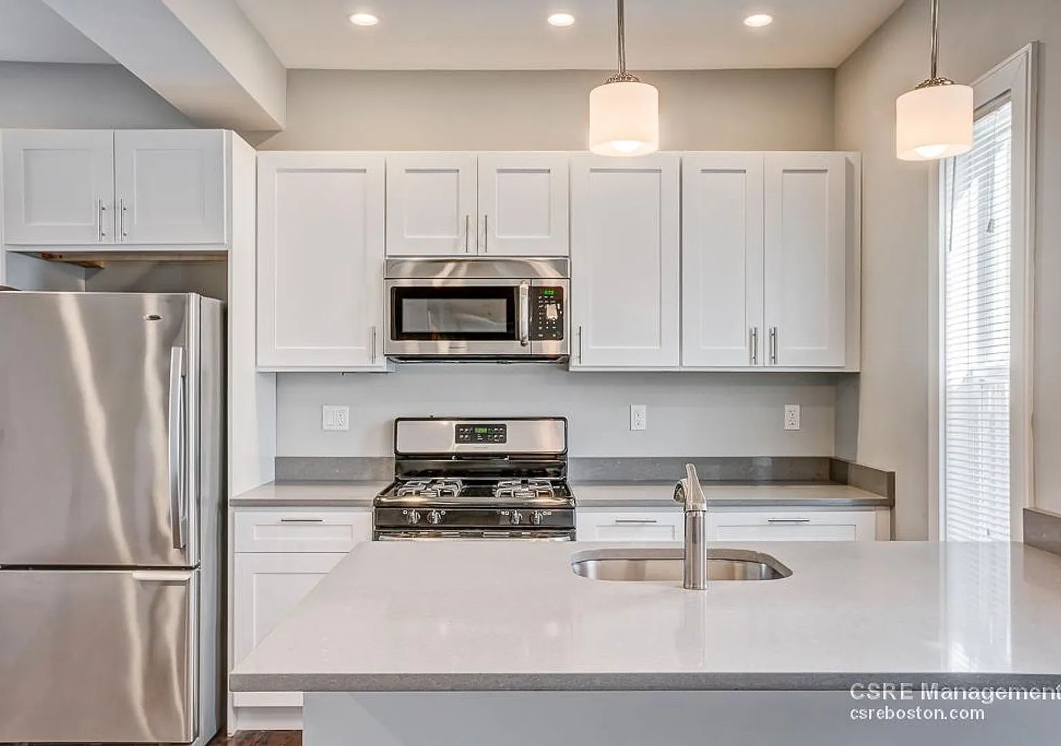 Nice 3 bed in Boston — Photo 3