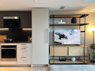 The Raven, Vancouver, BC V6R 2B9