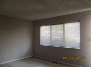 2906 W 43rd Ter APT B, Kansas City, KS 66103