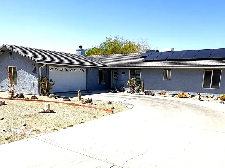 74404 Pinon Dr — Photo 2
