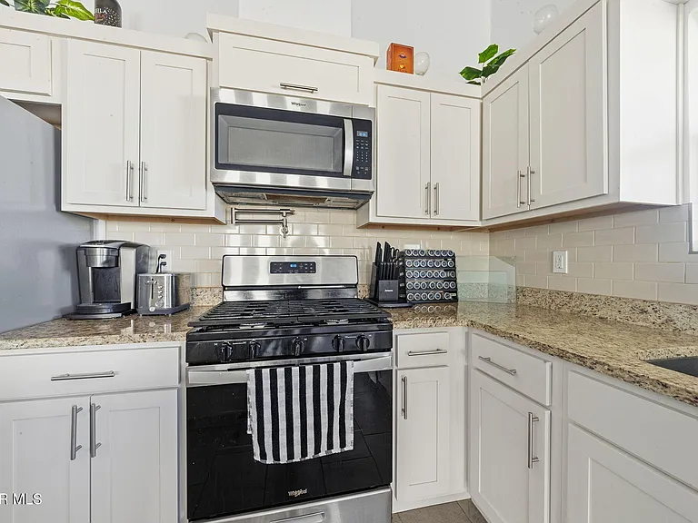 1181 Summer Rain St — Photo 6