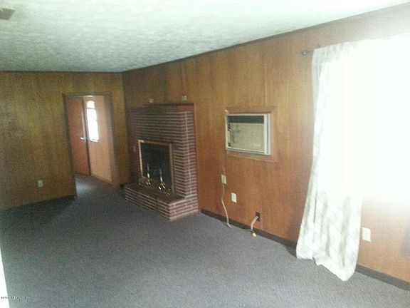 4th image of 1315 Manotak Ave