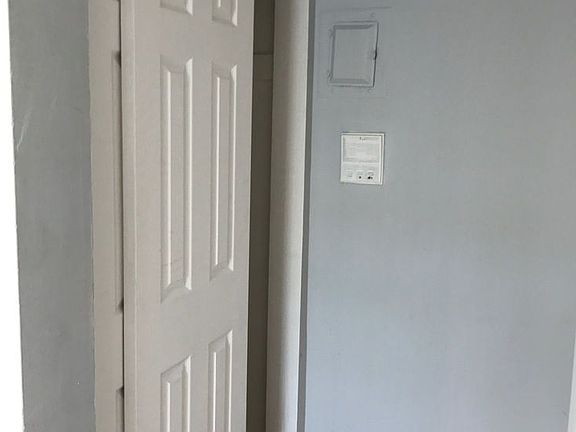 5th image of 926 Bronx Park S APT 5C