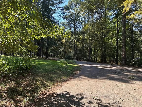 5th image of 17932 Whispering Pines Rd
