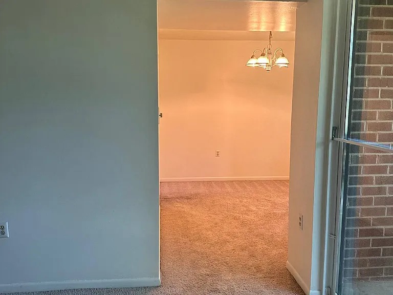 1441 Northgate Sq #12B — Photo 10