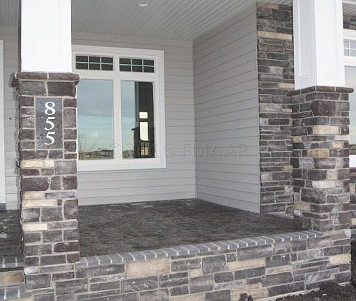 2nd image of 855 47th Ave W