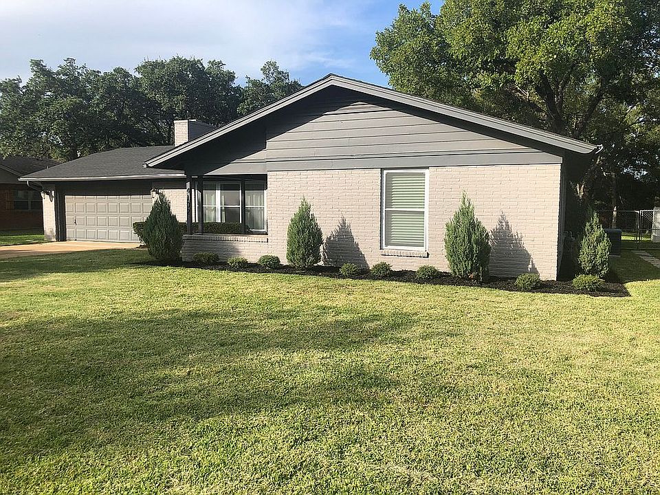 1st image of 4102 Glenwood Dr