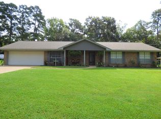 3119 Lake Forest Dr, Nacogdoches, TX 75964