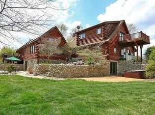 15 Whispering Pines Rd, De Soto, MO 63020