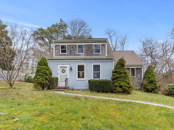 376 Pleasant Bay Rd, Harwich, MA 02645