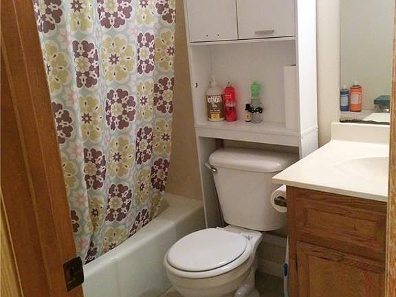 5th image of 3506 Speedway St #106
