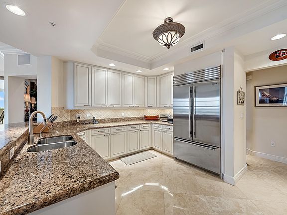 3rd image of 700 S Us Highway 1 APT 501