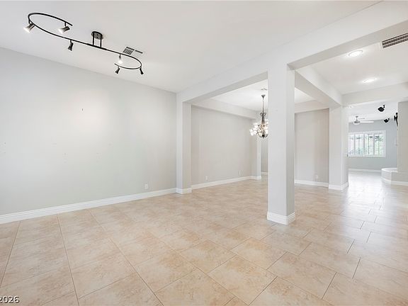 5th image of 7270 Elessar Ave