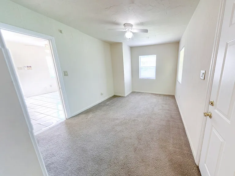 867 Campus Cir #1 — Photo 6