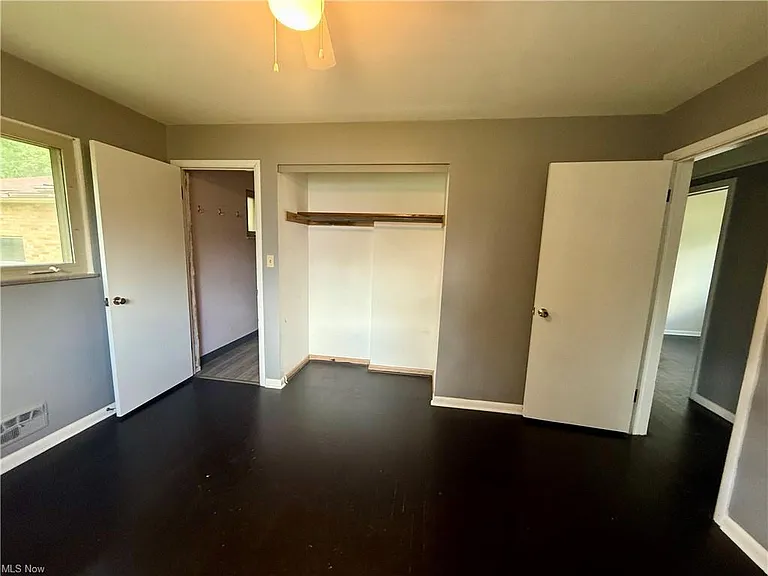 6950 Columbia Rd — Photo 14