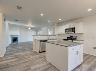 6912 Brookglen Ln, Fort Worth, TX 76179