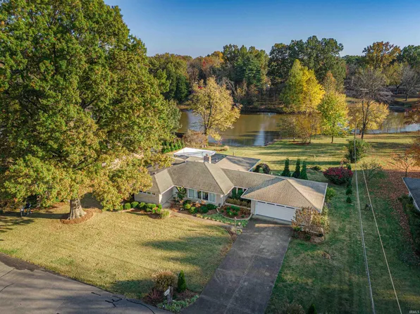 2815 N Court Dr, Evansville, IN 47711