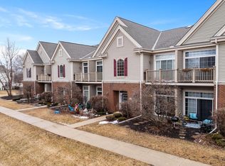 W206N16616 Blackberry Cir UNIT 2306, Jackson, WI 53037