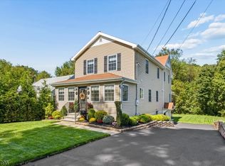 22 Thomas Ter, Wayne Twp., NJ 07470