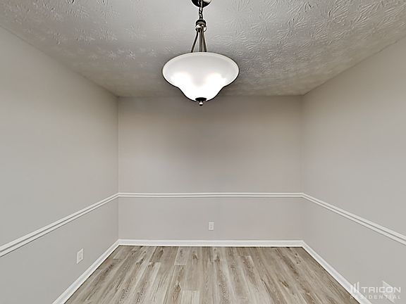 4th image of 219 Cedar Mill Ln