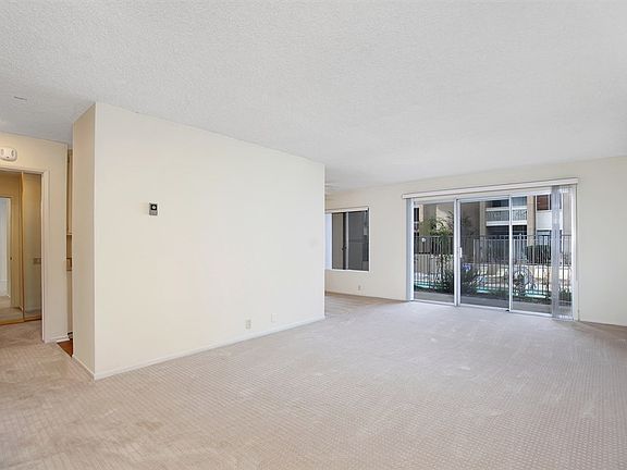 3rd image of 4600 Lamont St Unit 4-107