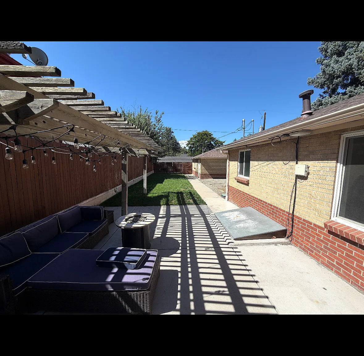 2 bed, 965 sqft, $2,500 — Photo 4