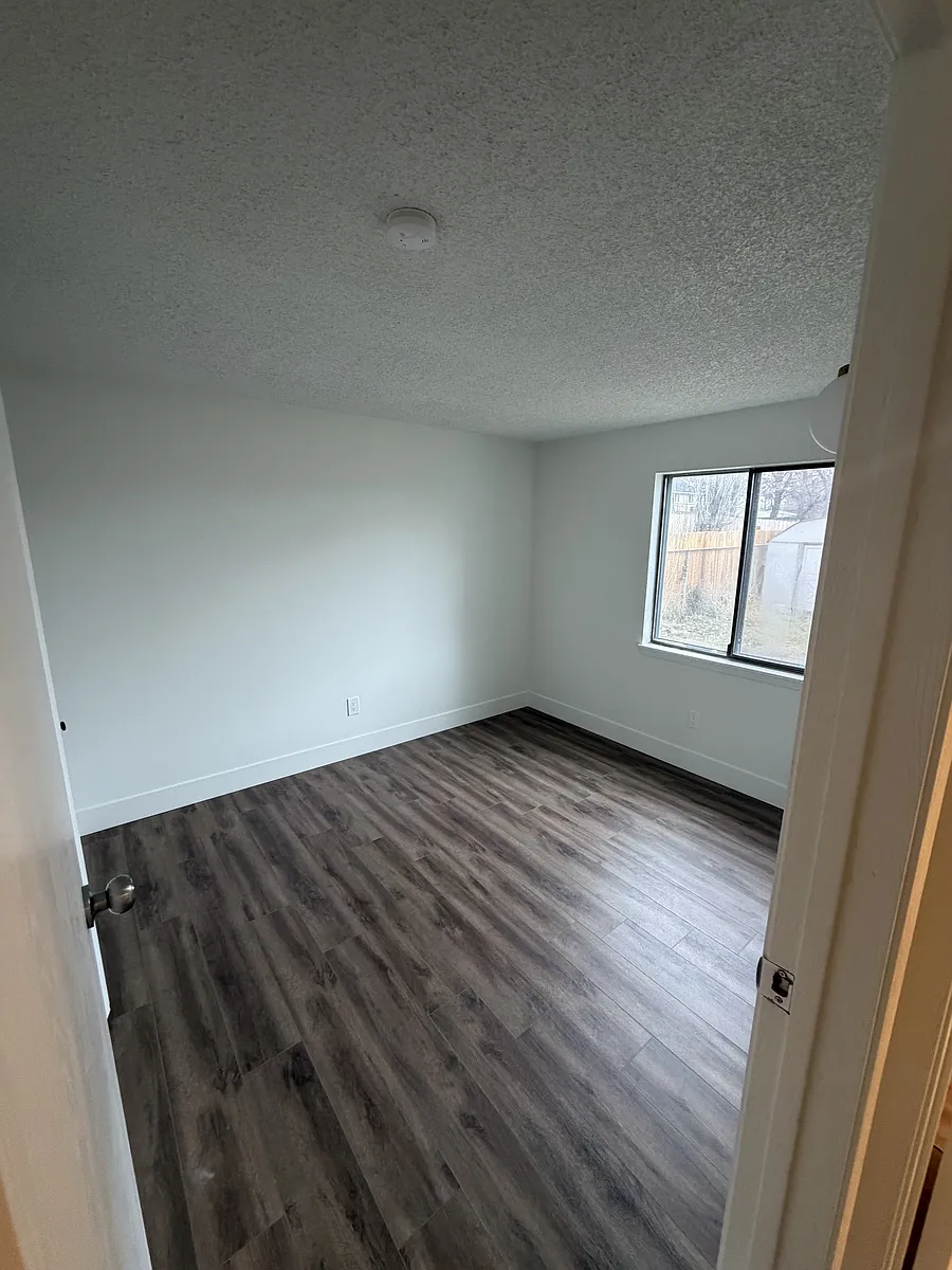 Building Photo - 675 Garfield St #1