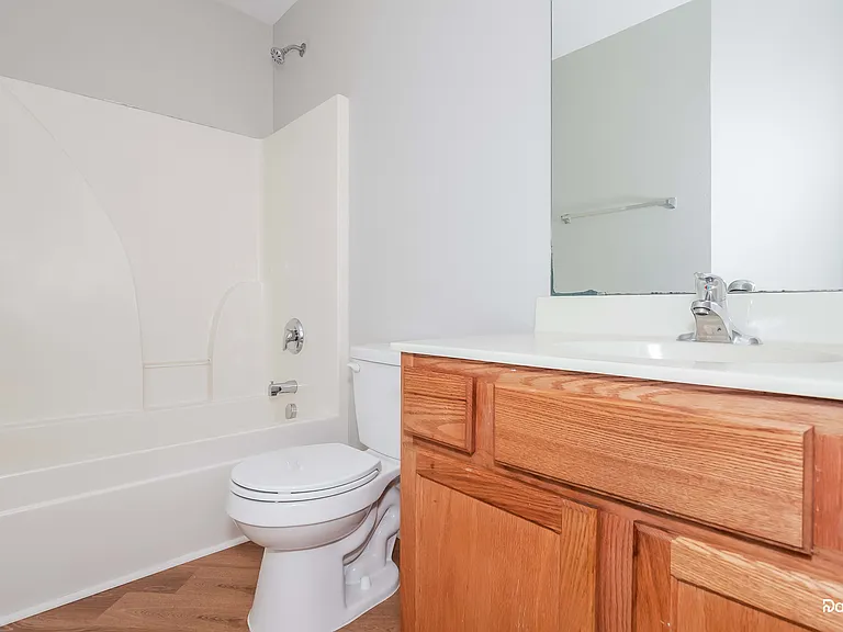 10409 Hugue Way — Photo 9