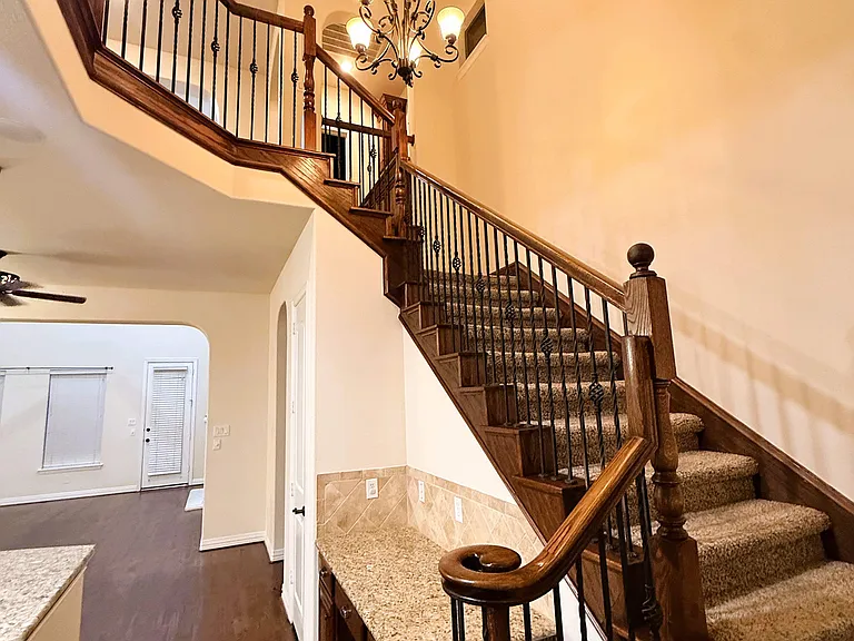 2215 Longview Rd — Photo 6