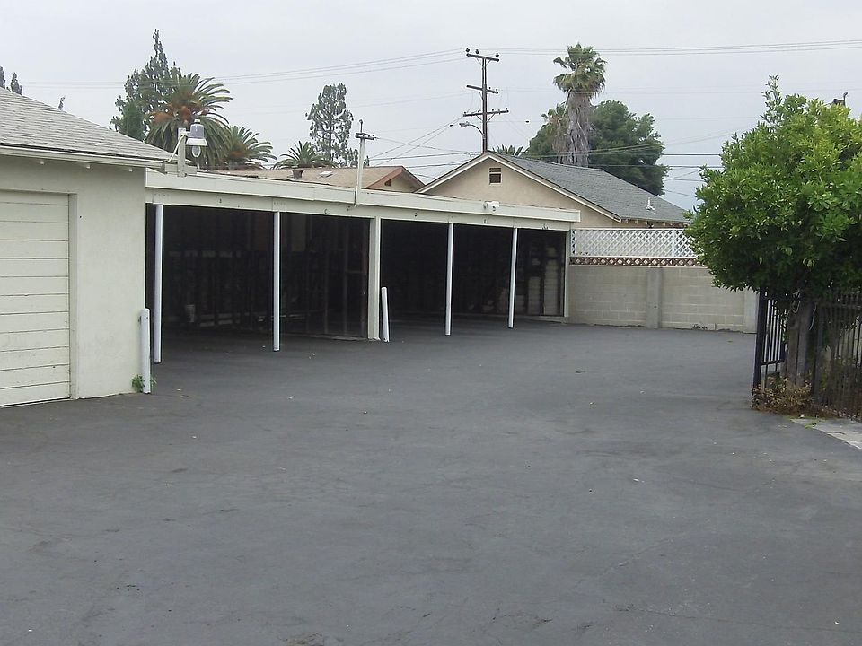 2nd image of 3065 Sastre Ave #F