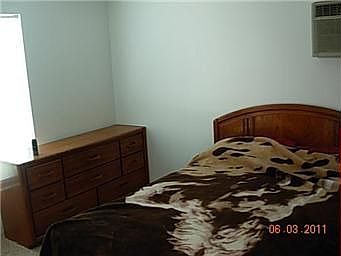 4th image of 227 N Evanston Ave