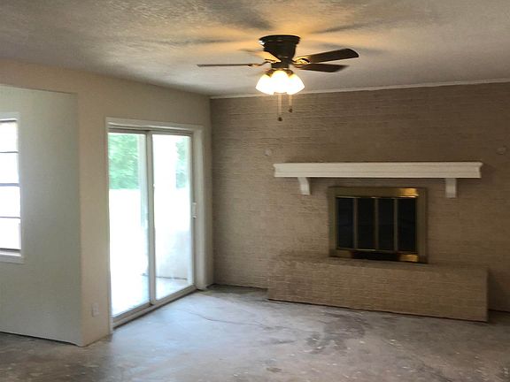 2nd image of 347 County Road 1100