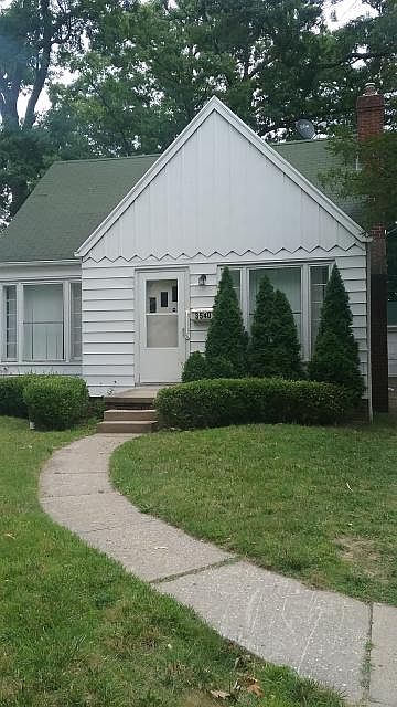 1st image of 3540 Wyckliffe Pkwy
