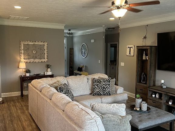 5th image of 107 Shadowood Ln
