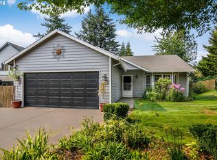 19355 Silver Fox Pkwy, Oregon City, OR 97045
