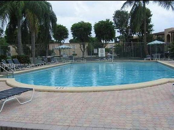 5th image of 10826 N Kendall Dr #T13