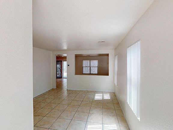 5th image of 2065 Dragonslayer Ave