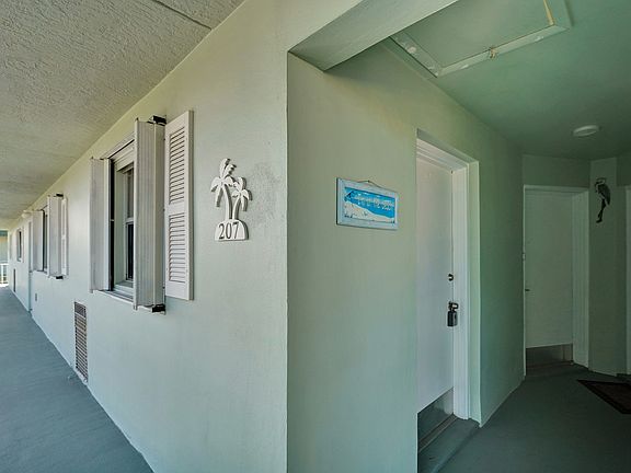 5th image of 109 Wettaw Ln APT 207